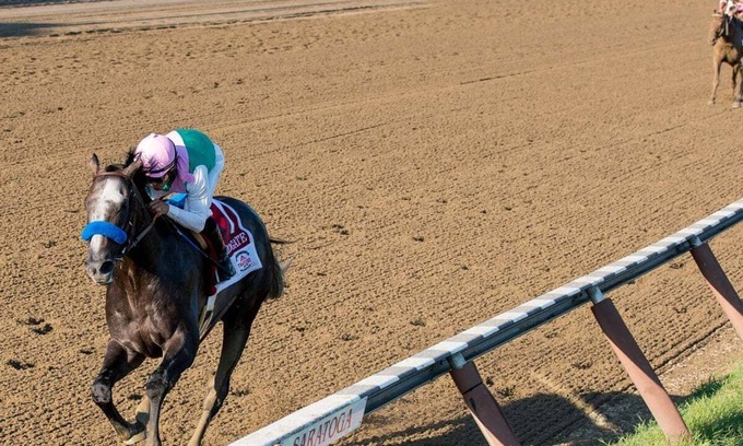 Solana Beach Apartment | Amazing Resort Condo w/tennis courts, pool, & hot tubs — 5 min from the beach!