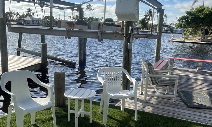 Matlacha Apartment | Amazing Stay in Matlacha