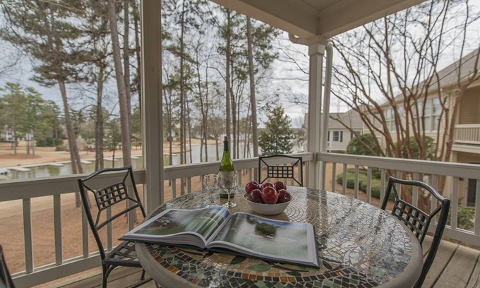 Lake Oconee Cottage | Amazing Views Boardwalk at Marina Cove
