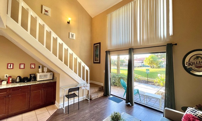 Florida Central Atlantic Coast House | Amazing Villa- Near Convention Center,Universal and Disney!
