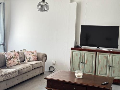 Windhoek House | Ameib Nest