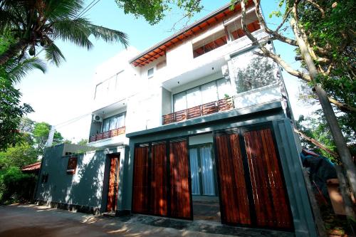 Dickwella Bed & Breakfast | Amera Hiriketiya