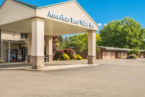 Painted Post Hotel | Americas Best Value Inn-Painted Post