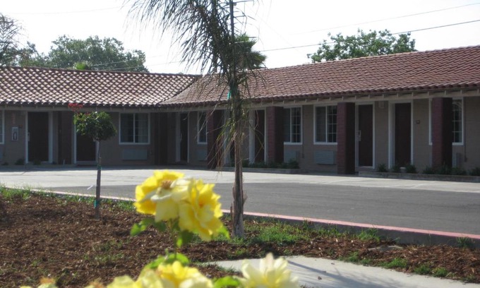 Porterville Hotel | Americas Best Value Inn - Porterville