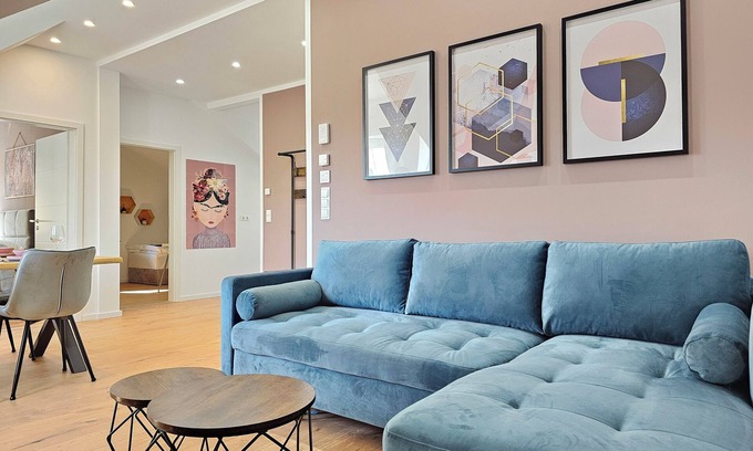 Montabaur Apartment | Amethyst - Right next to the castle, terrace, switch & stream