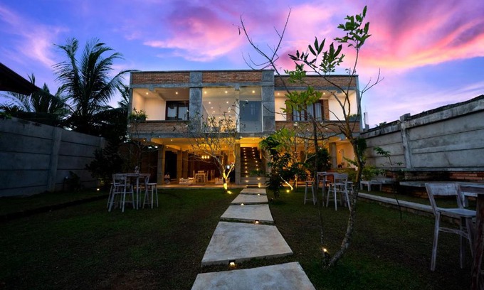 Thalaramba Hotel | Ami Mirissa