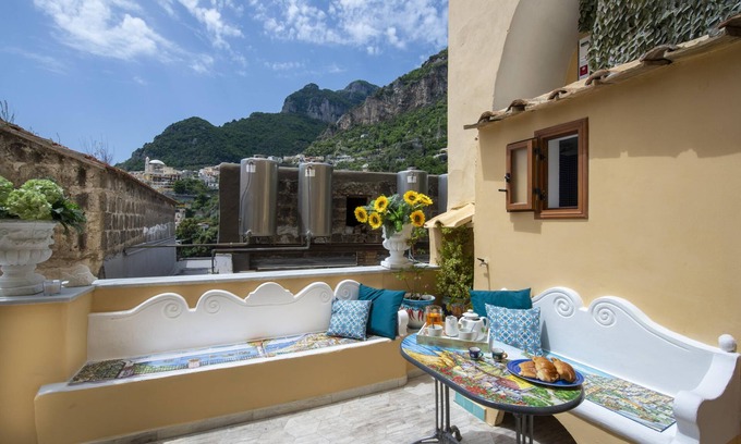 Liparlati House | Amore Rentals - Casa Barbera B