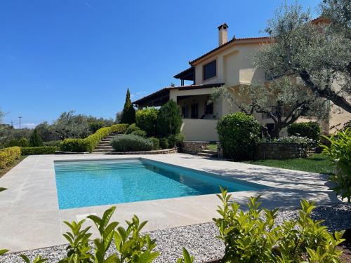 Egira Villa | Ampelos Hillside Villa