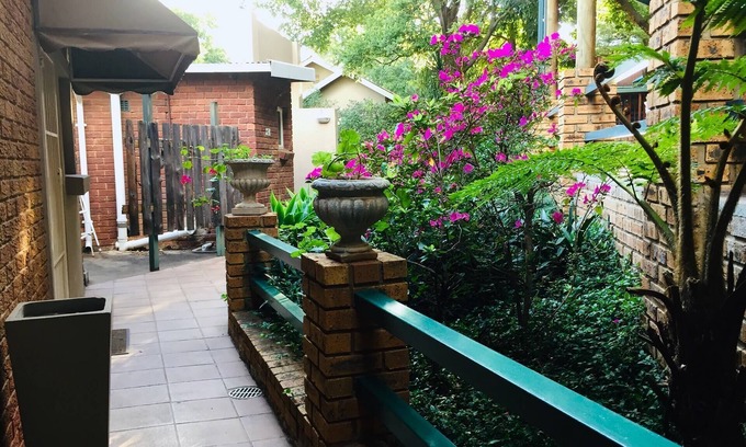 Pretoria Bed & Breakfast | Amper Bo Guesthouse