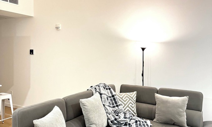 Downtown Edmonton Apartment | Ample 2-Bedroom with City Views Downtown