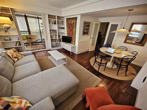 Zarautz Apartment | Amplio piso en la playa de 135 m2 con garaje