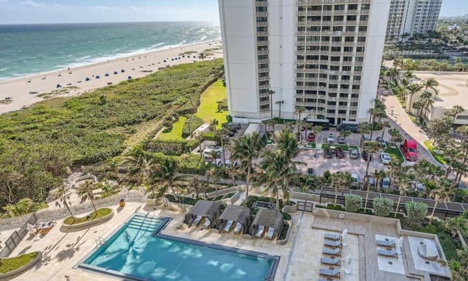 Singer Island Condo | Amrit Resort - Bask in Rare Oceanfront Luxury with Stunning Views