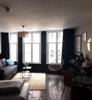 Red Light District Bed & Breakfast | Amsterdam Red Light Bed & Breakfast