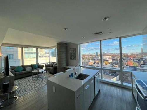 West Fens Apartment | An apartment like no other, heart of fenway Boston