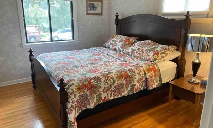 Renfrew House | An Older Home in a Safe and Quiet Neighborhood.