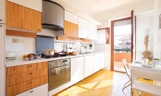 Zona XIX Casal Morena House | Anagnino white home apartment