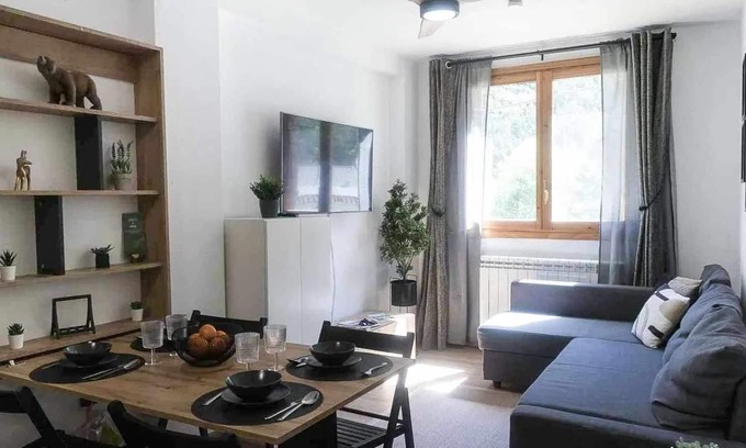 Canfranc-Estacion Apartment | "Anayet" AVAIRENT Canfranc Estación