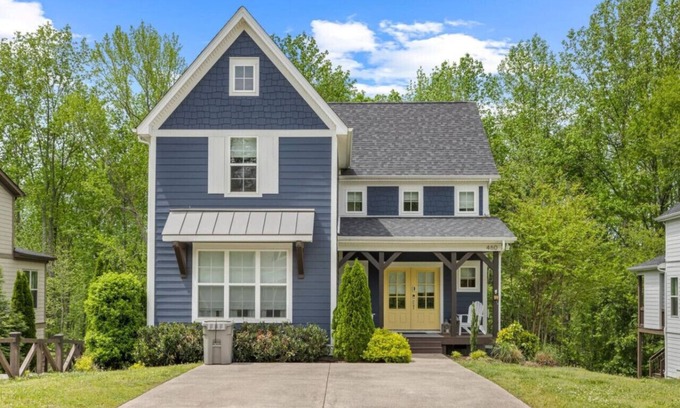 Tullahoma House | Anchor & Oar Cottage
