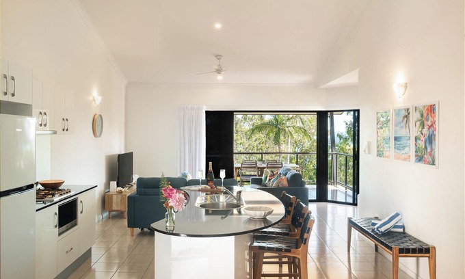 Hamilton Island Apartment | Anchorage 4 & Free Buggy Hamilton Island