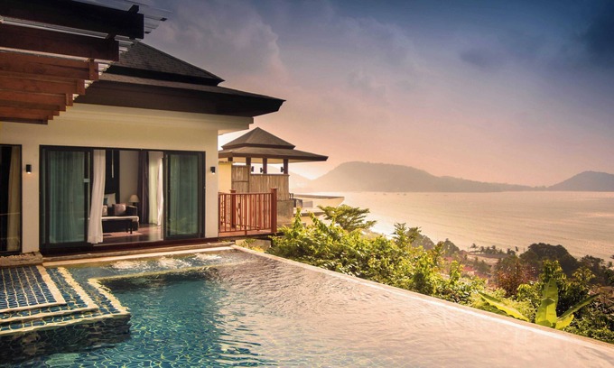 Patong Resort | Andamantra Resort and Villa Phuket