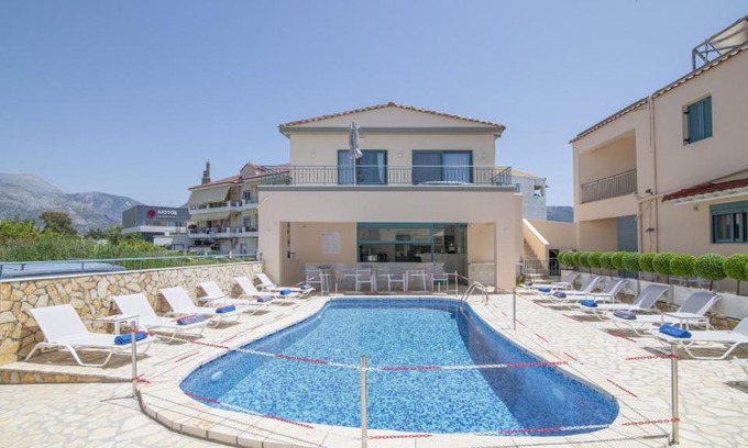 Mytikas Apartment | Anemos Villas