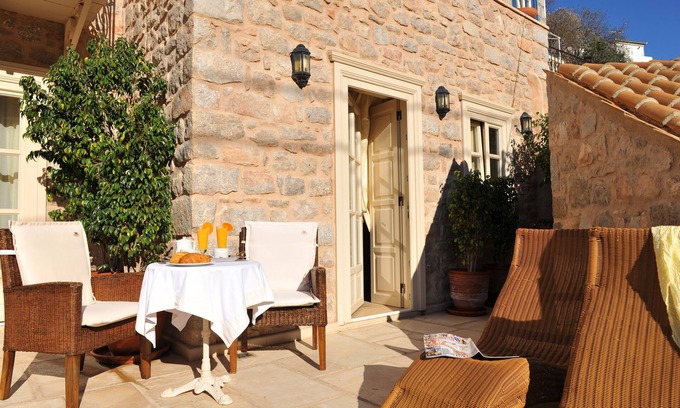 idhra Hotel | Angelica Boutique Hotel