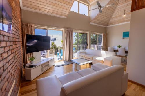 Angourie Villa | Angourie BAY Villa - Unit 1