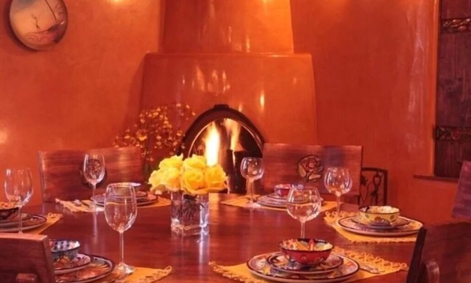 Downtown Santa Fe House | Antigua Inn-Private Historic East Side property steps from the Plaza.