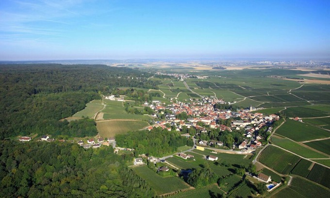 Chigny-les-Roses House | ANTOINETTE COTTAGES. COTTAGE FIZZY POP