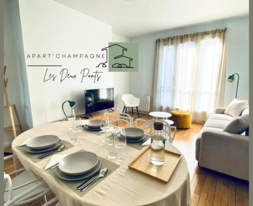 Chalons-en-Champagne Apartment | Apart'Champagne Les Deux Ponts station & center