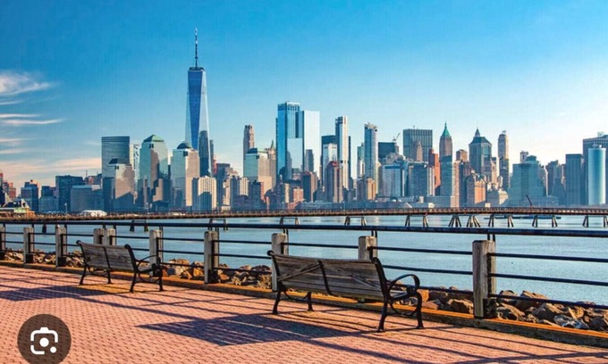 Guttenberg Apartment | Apart Studio. West NY, 12Mints From NYCity