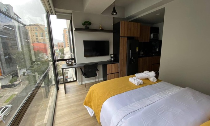 Usaquen Apartment | Apartaestudio, Usaquen, Santa Barbara Bogotá