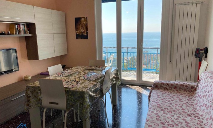 Albissola Marina Apartment | Apartament Arcobaleno a 500 metri dal mare