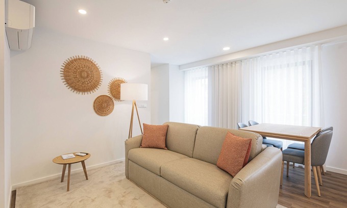 Ponta Delgada Apartment | Apartamento 03