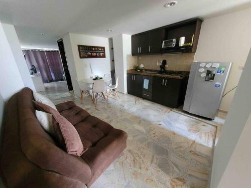 La America Apartment | Apartamento acogedor barrio la Floresta Medellín