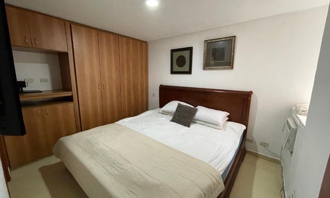 Riomar Apartment | Apartamento Amoblado En Villa Carolina - 3 Habitaciones