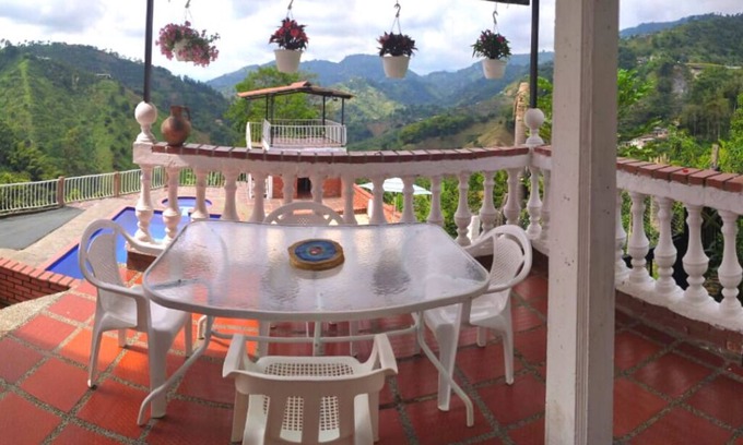 Manizales Other | Apartamento campestre con excelente vista y clima, ubicado a 10 min de Manizales