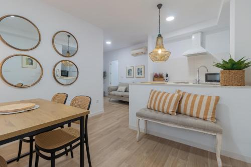 La Catedral Apartment | Apartamento Conde y Luque