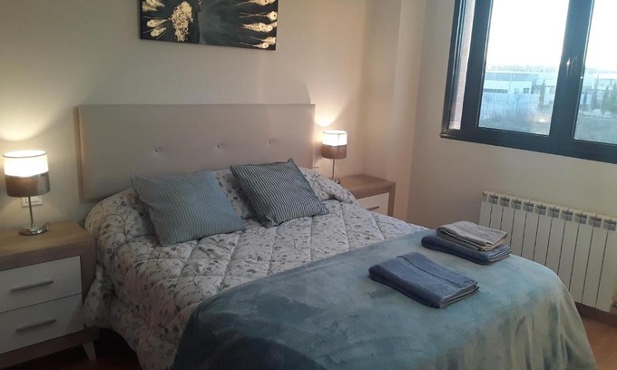 Valladolid Apartment | Apartamento de 6 personas con WIFI Y GARAJE INCLUIDO