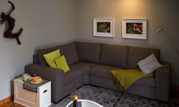Biscoitos Apartment | Apartamento Familiar nos Biscoitos com Vinhas e Vista Para a Montanha!