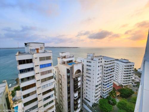 El Laguito Apartment | Apartamento Hermosa Vista - Piso 17