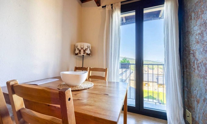 Osseja Apartment | Apartamento Lleno de Paz y Armonía