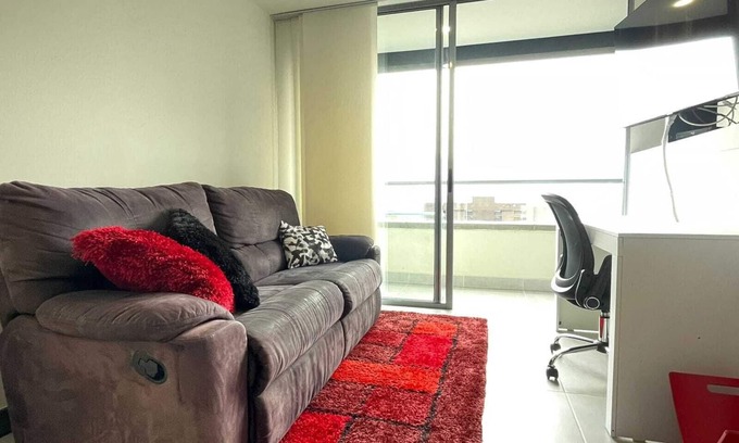 Perpetuo Socorro Apartment | Apartamento Medellín, Sauna, Turco, Piscina, Gym, Cancha de Futbol