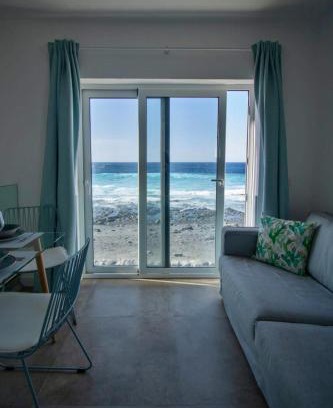El Golfo Apartment | Apartamento Valeron