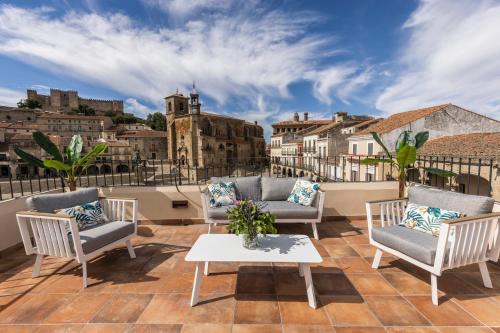 Trujillo Apartment | Apartamentos de diseño y céntricos en la Plaza Mayor - El Patio