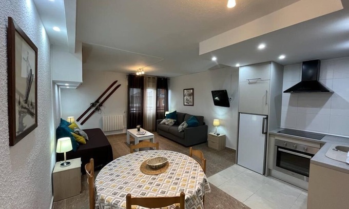 Meritxell Apartment | Apartaments Moblats Pas - studio 2/4 pers