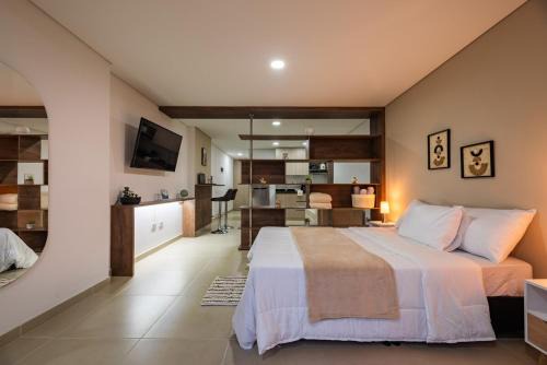 Sabaneta Apartment | Apartasuite Sabaneta City view parking