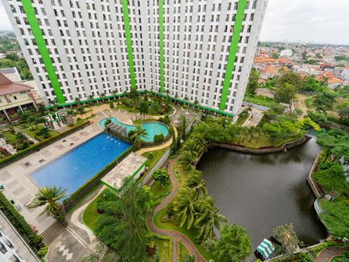 South Tangerang Hotel | Apartemen Green Lake View Ciputat by Alfa Rooms