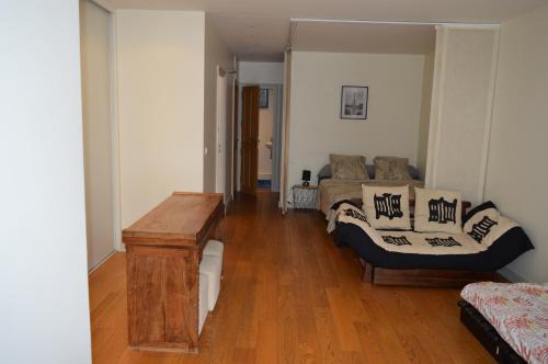 Neuilly-sur-Seine Apartment | Apartment 10 mn from Champs-Élysées PARIS