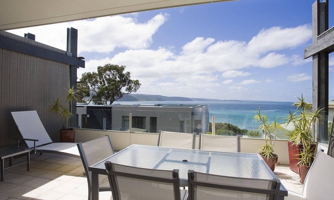 Lorne Apartment | Apartment 15 Kalimna